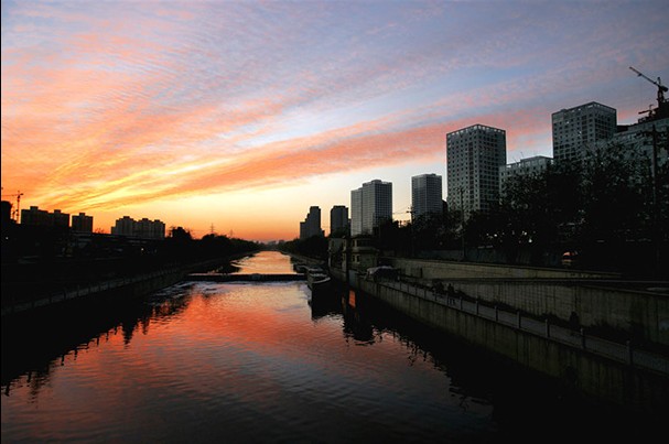 �����L(f��ng)���D